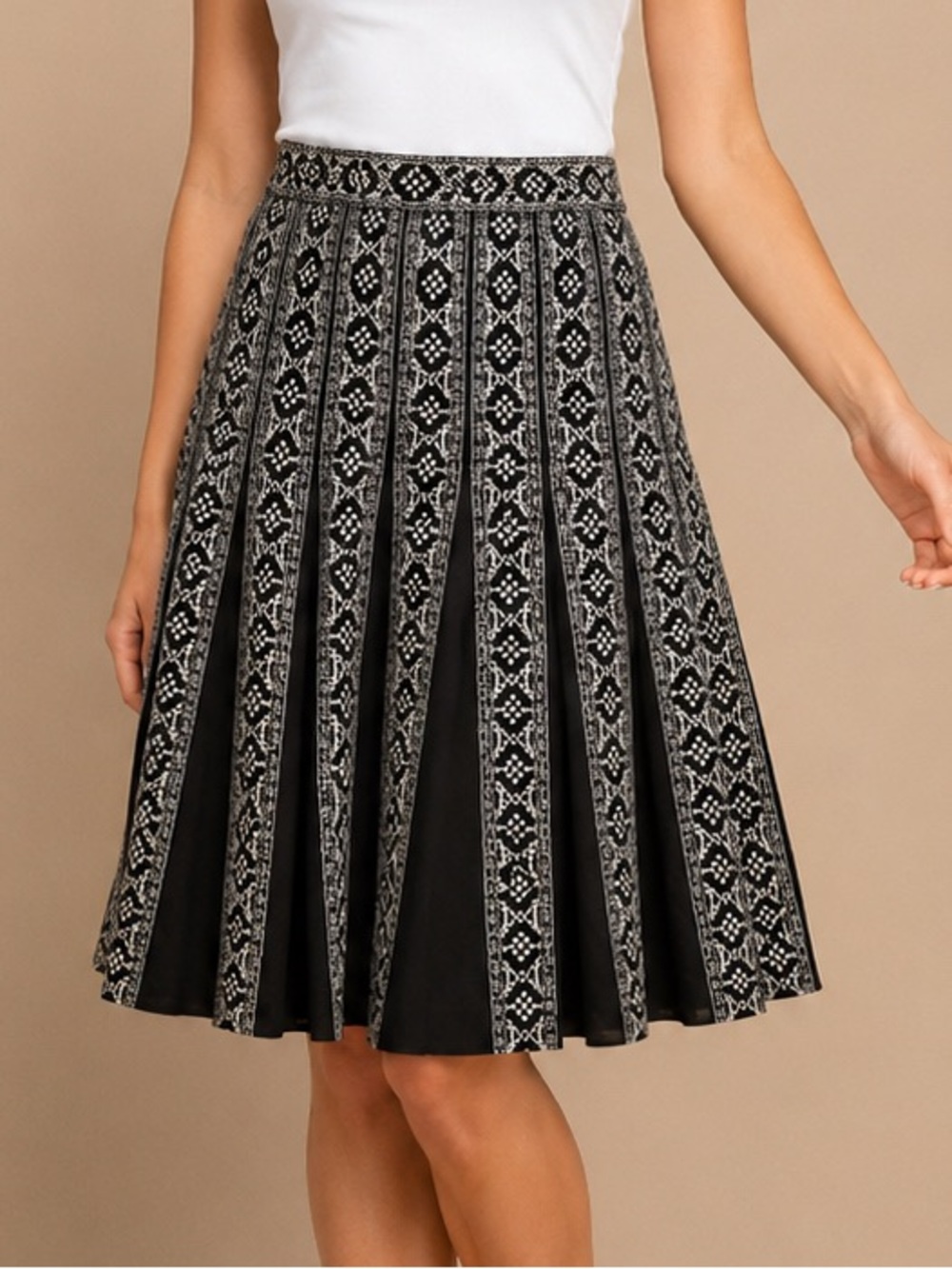 Ann Taylor, 100% cotton embroidered skirt